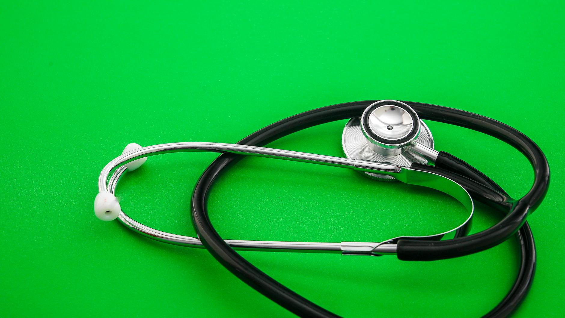 10 Common Causes of Shin Pain You Shouldn’t Ignore