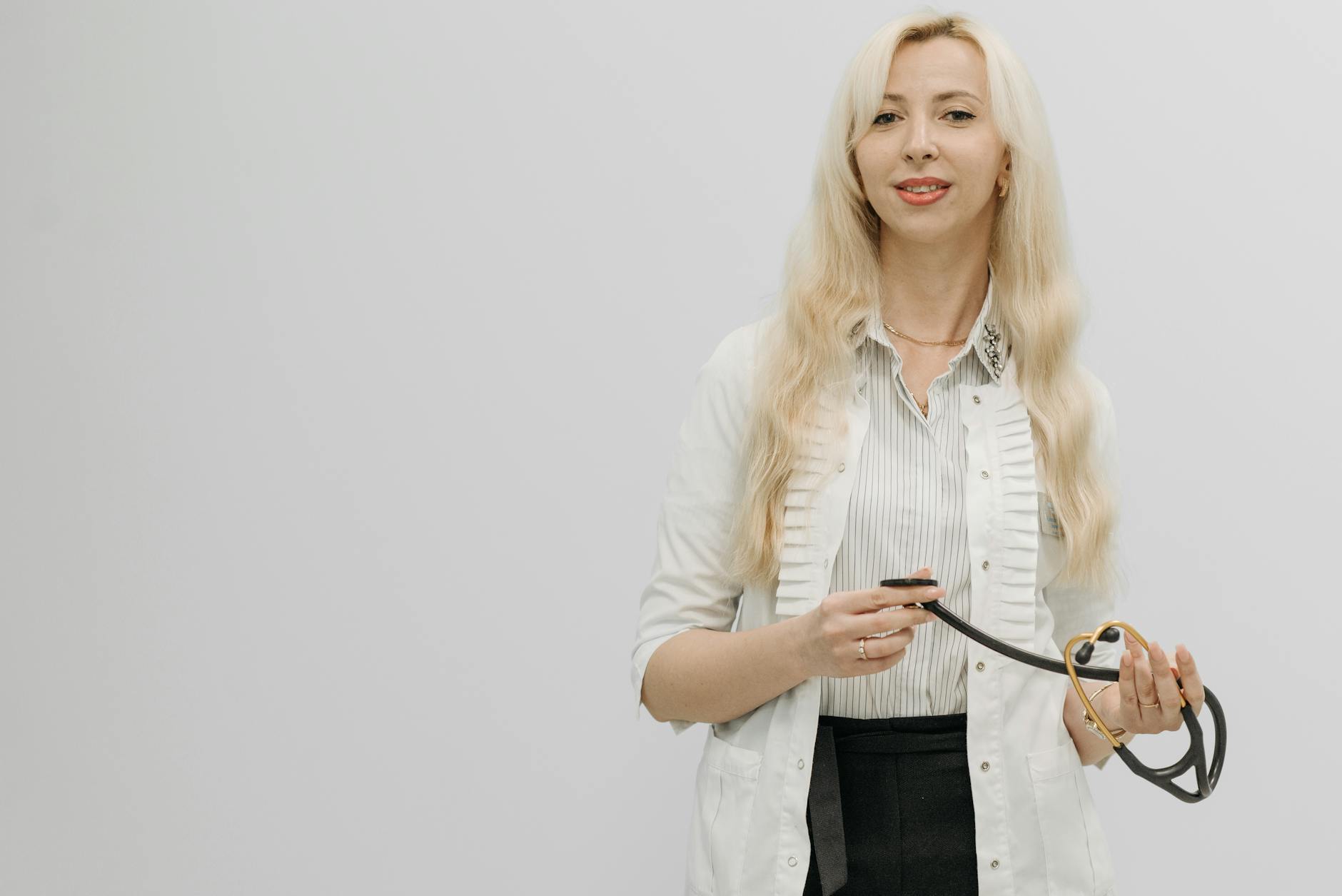 10 Common Causes of Stomach Bloating and How to Find Relief