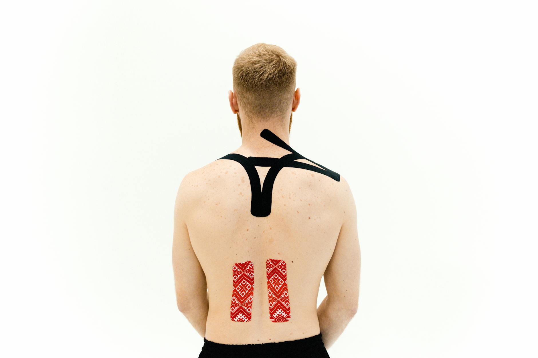 10 Common Causes of Pain Between Shoulder Blades