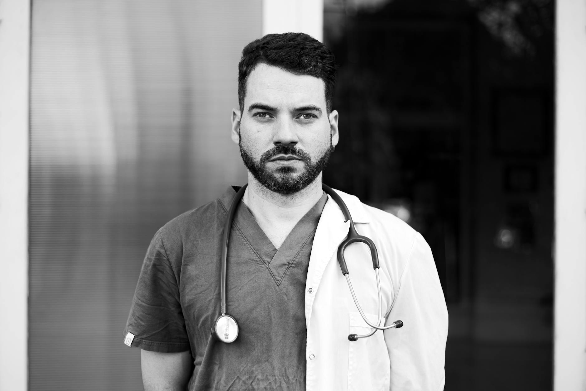 10 Common Swollen Feet Causes You Shouldn’t Ignore